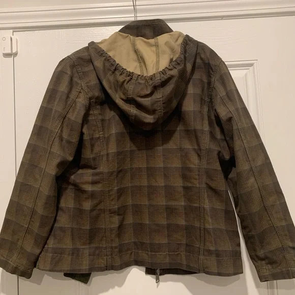 Womens green hooded carhartt jacket - Picture 5 of 5